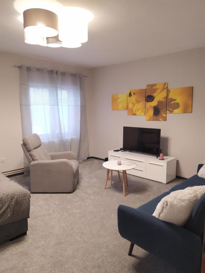 Blue Crystal Apartman Szabadka Kültér fotó